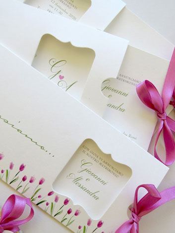 Partecipazione matrimonio originale con tulipani rosa