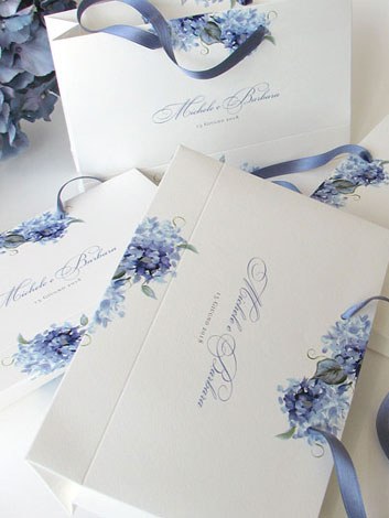wedding bag con ortensie blu